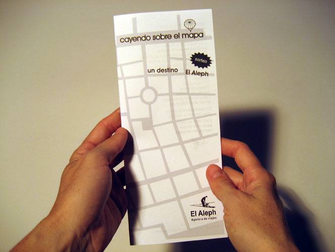María Victoria Portelles, Cayendo sobre el mapa, intervención urbana (DIP)
